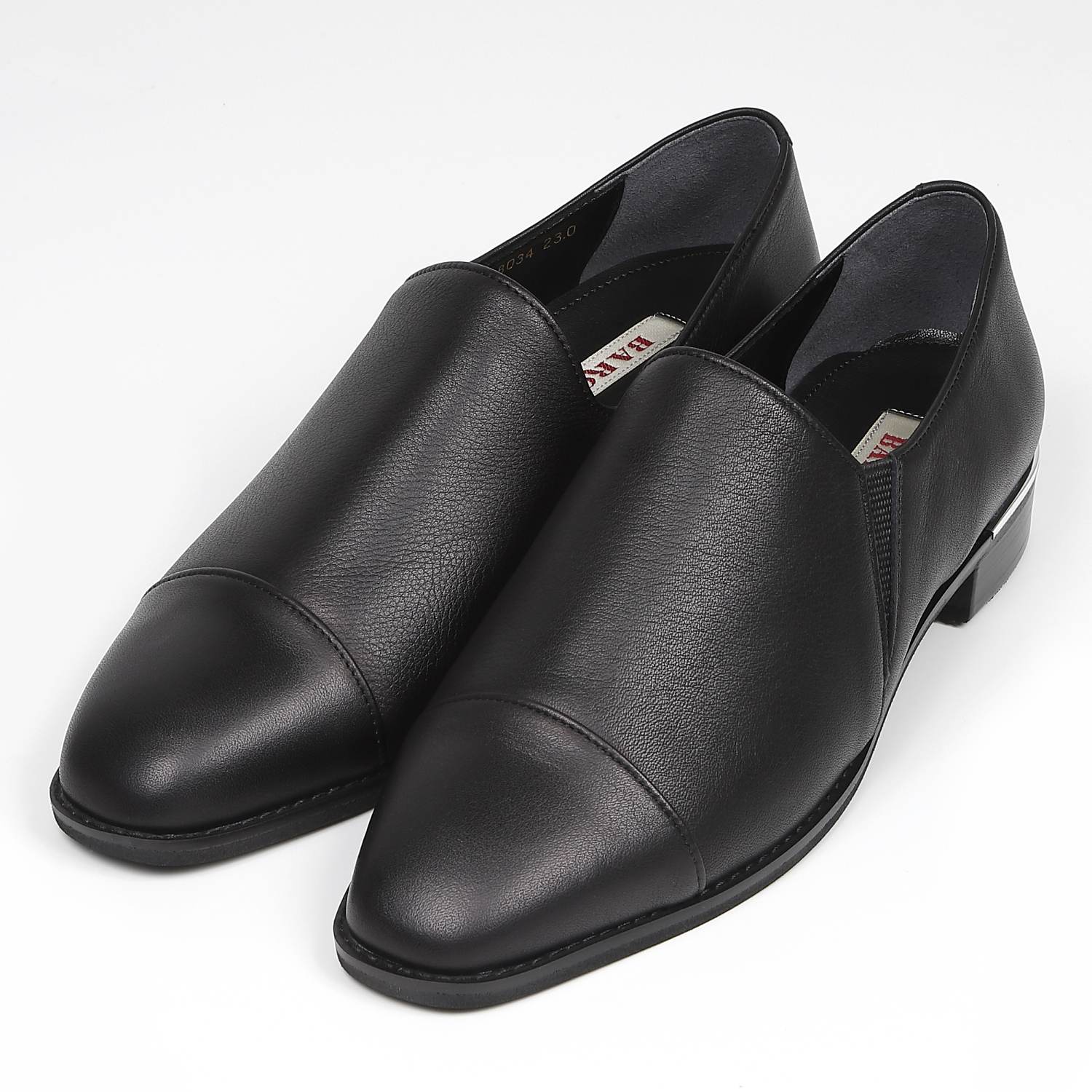 BARCLAY（バークレー）ソフトスクエアトゥ シルバーピースヒールカジュアルシューズ　ブラック