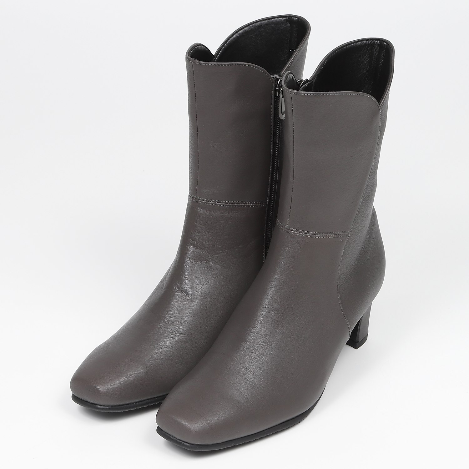 【SALE】BARCLAY（バークレー）ウェーブデザインショートブーツ　ダークグレー