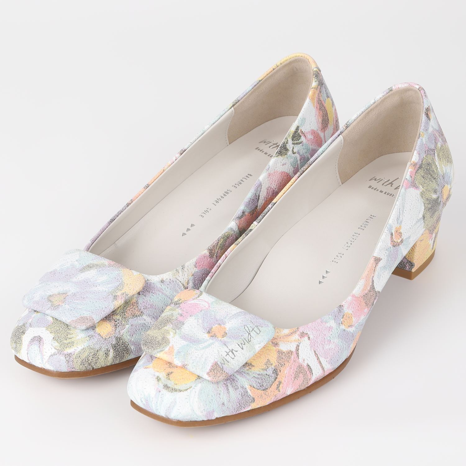 【OUTLET】With Width（ウィズウィズ）スクエアパンプス　マルチ