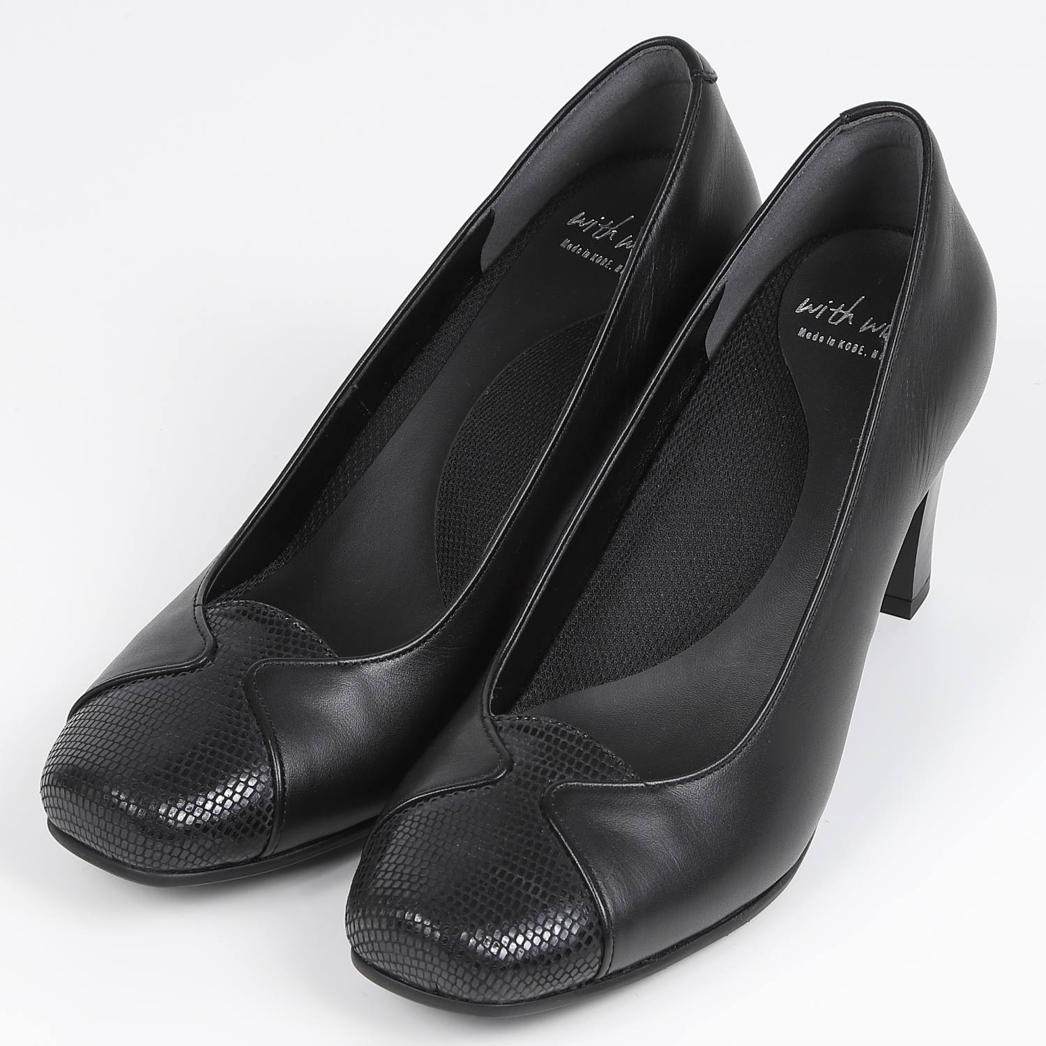 With Width（ウィズウィズ）２Ｅデザインパンプス ブラックコンビ