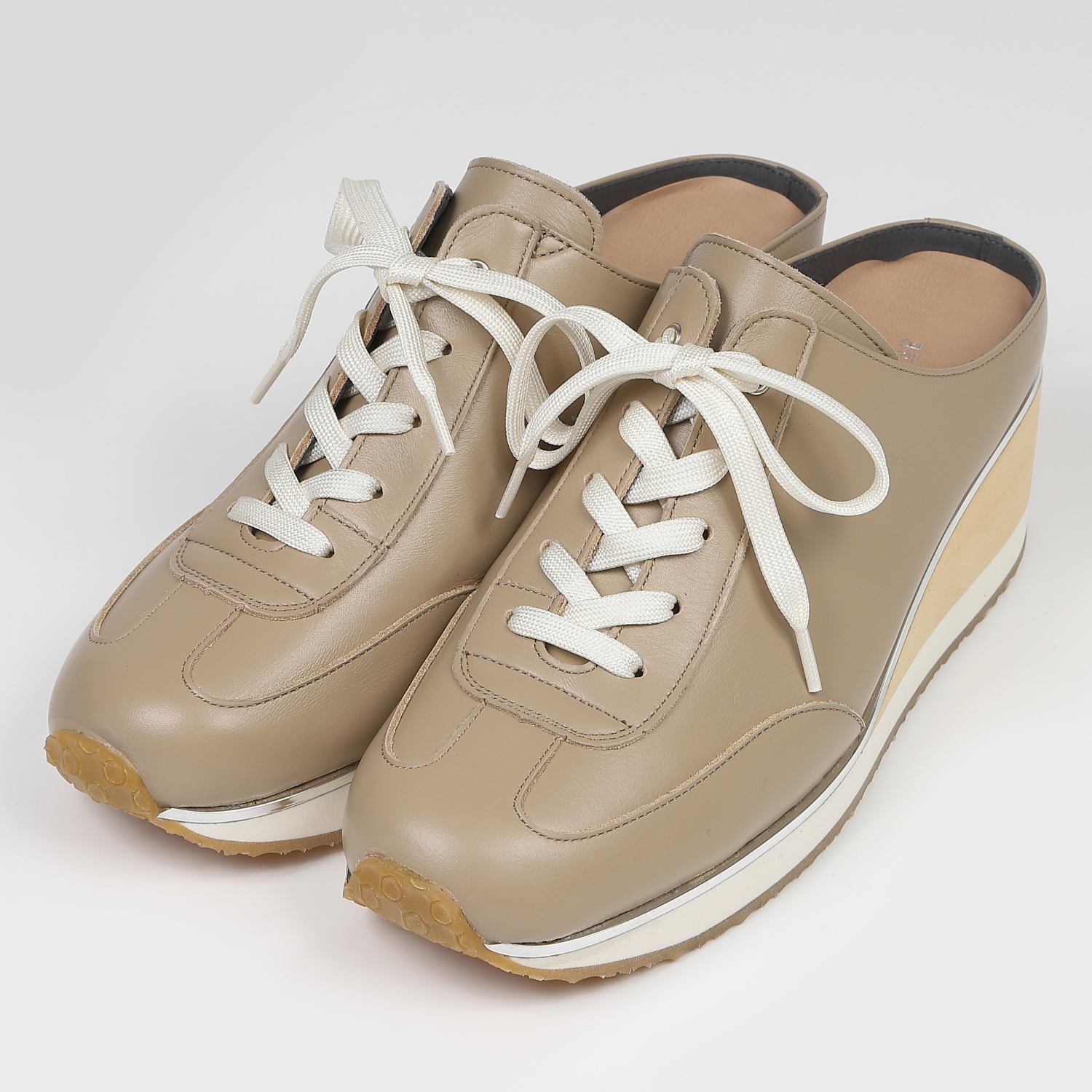 VITA NOVA（ヴィタノヴァ）ミュールスニーカー　ライトオーク