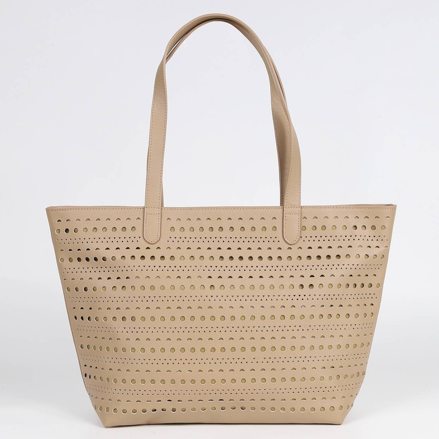 BARCLAY CLUB（バークレークラブ）レザーカットトートバッグ　オーク