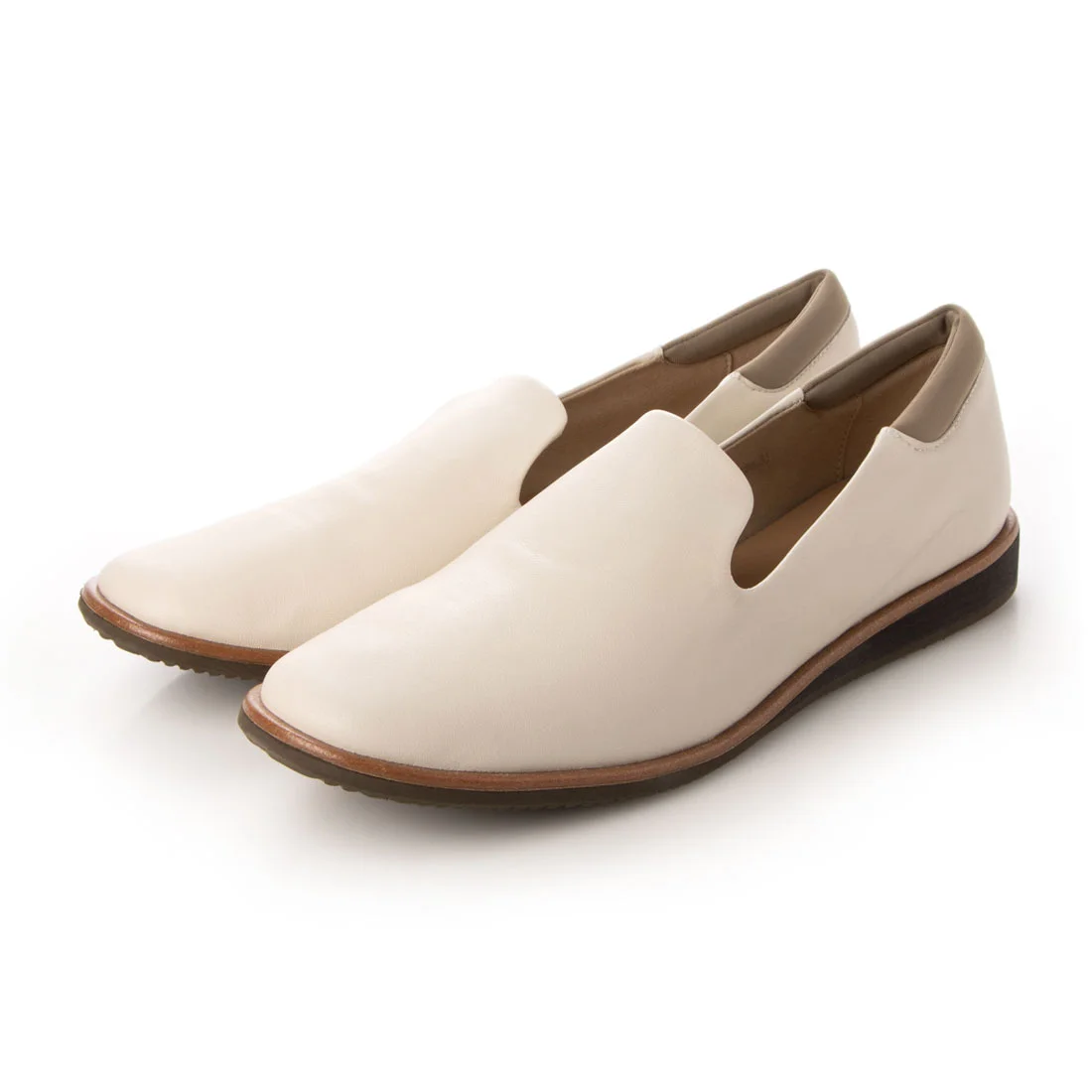 【OUTLET】KISCO（キスコ）オペラカットスリッポン　アイボリー