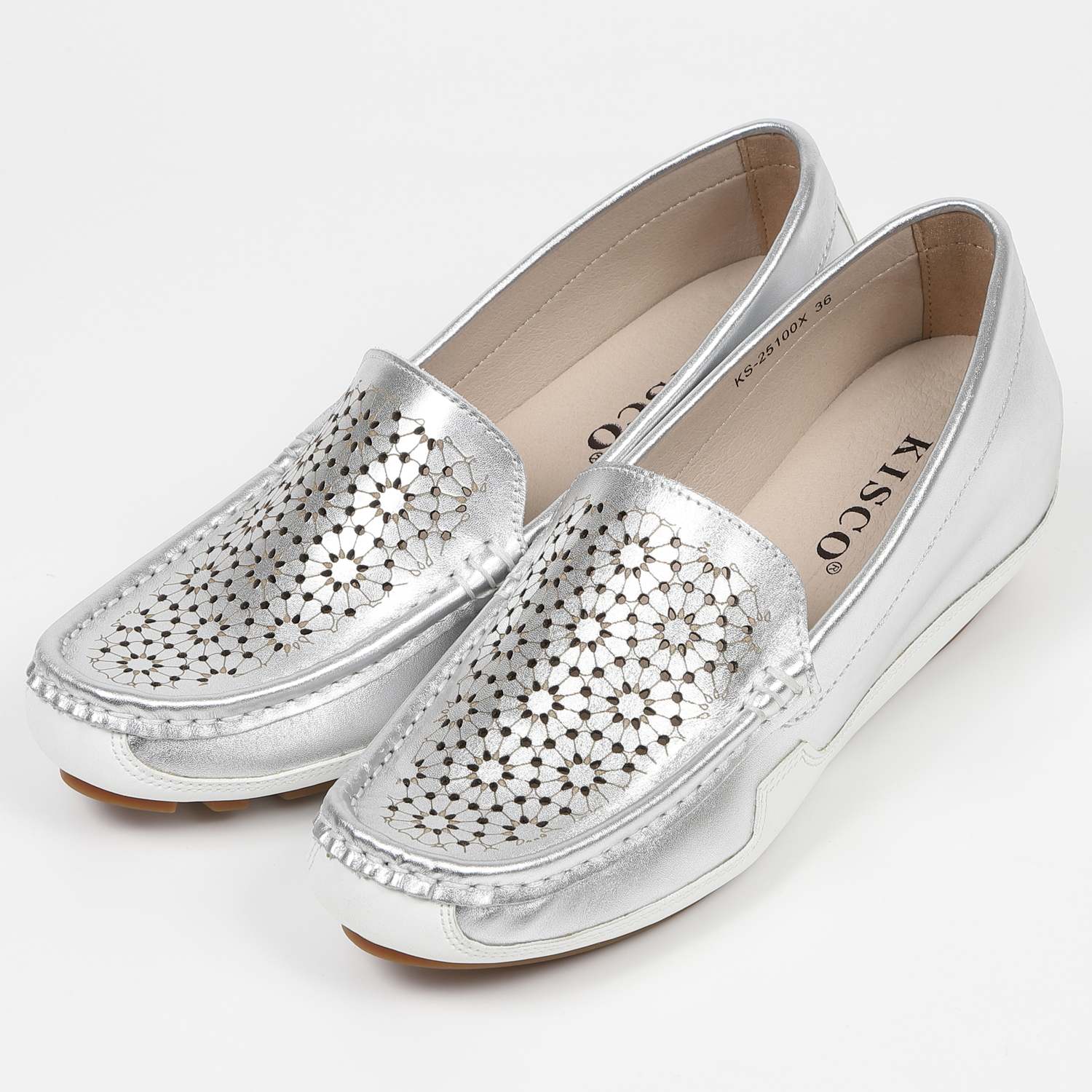 KISCO（キスコ）インヒールレーザーカットモカシン　シルバー