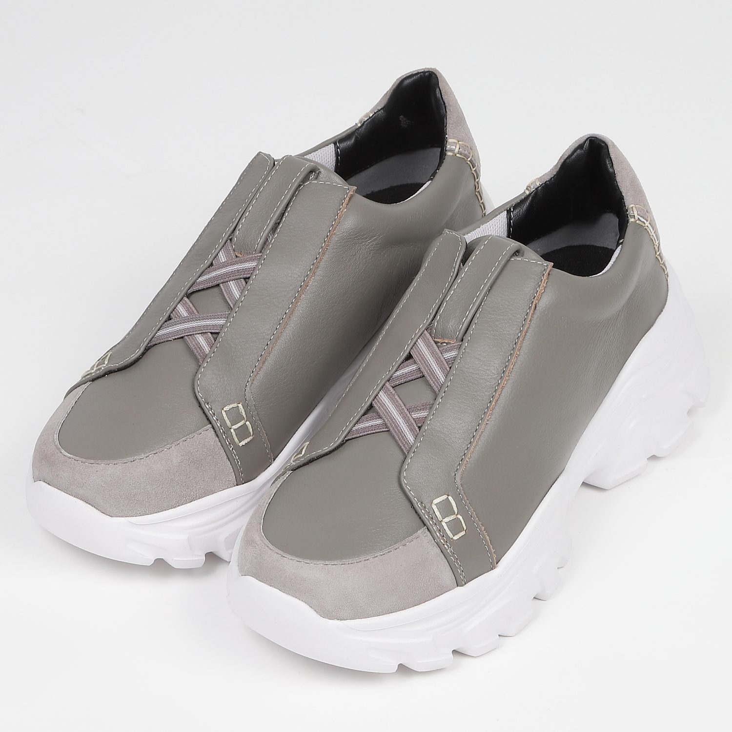 KISCO（キスコ）クロスゴムブラッチャースニーカー　グレー