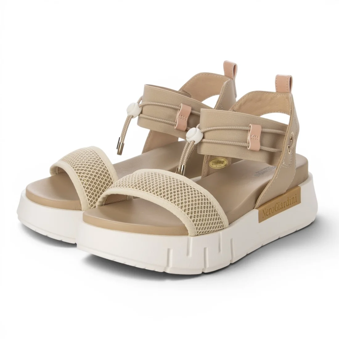 【OUTLET】NeroGiardini（ネロジャルディーニ） イタリア製 メッシュ素材 厚底フラットソールサンダル  　ベージュ