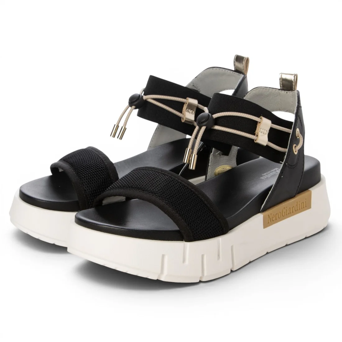 【OUTLET】NeroGiardini（ネロジャルディーニ） イタリア製 メッシュ素材 厚底フラットソールサンダル  　ブラック