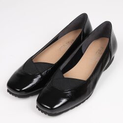 BARCLAY（バークレー）ローヒールパンプス ブラックスエード