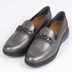 VITA NOVA（ヴィタノヴァ）チェーンデザインローファー ダーク