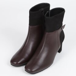 With Width（ウィズウィズ）スクエアトゥ3Eショートブーツ