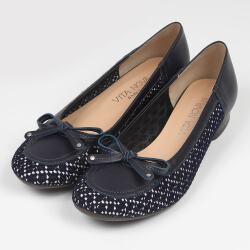 VITA NOVA（ヴィタノヴァ）リボン付カッターパンプス コバルトブルー