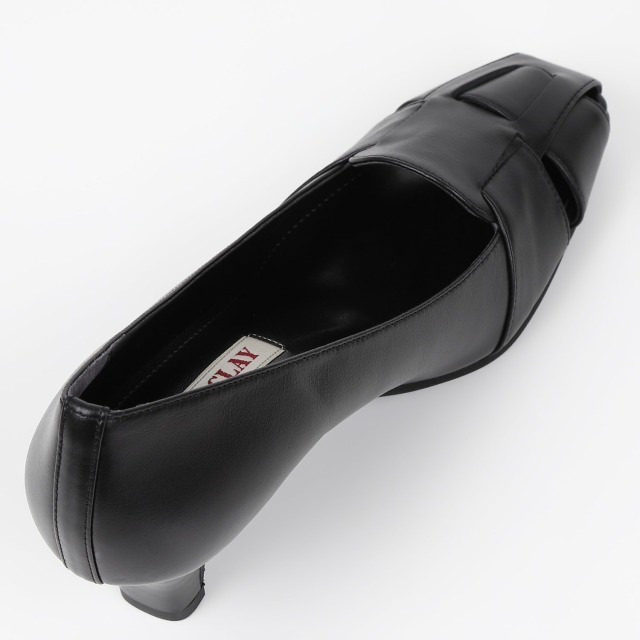 OUTLET】BARCLAY（バークレー）グルカテイストパンプス ブラック