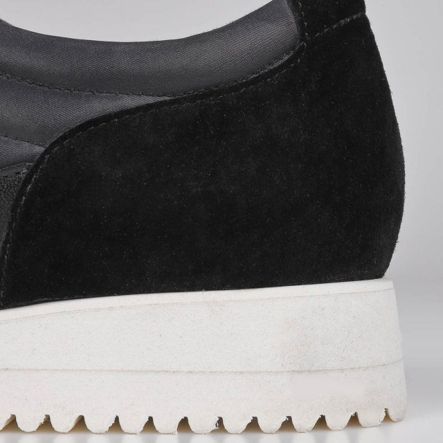 限定版ブラックコーティングTRINIDADトリニダードBARKLEYバークレー 限定版ブラックコーティングTRINIDADトリニダードBARKLEYバークレー