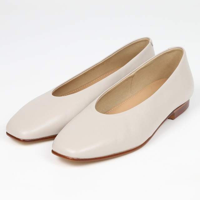 BARCLAY（バークレー）ソフトフラットシューズ　アイボリー