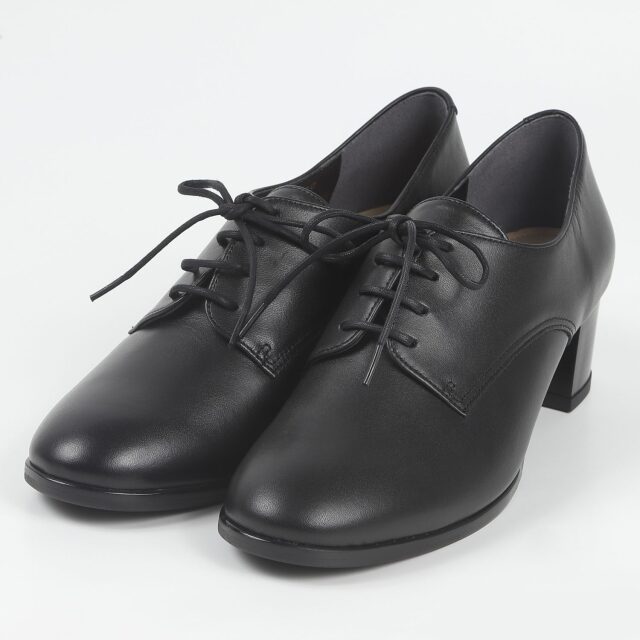 BARCLAY(バークレー)定番シンプル外羽根レースアップパンプス ブラック
