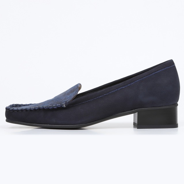 BARCLAY（バークレー）シンプルモカシンパンプス ネイビーヌバック
