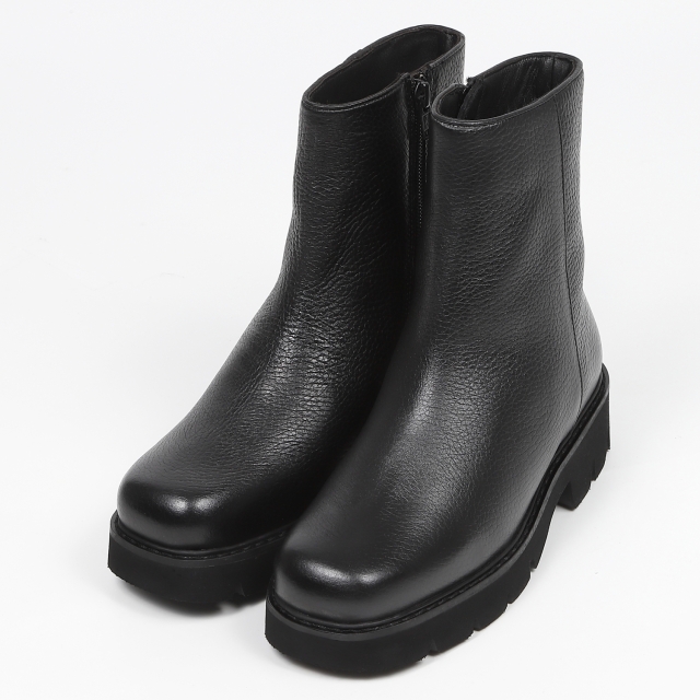 BARCLAY（バークレー）シンプル厚底ブーツ　ブラック