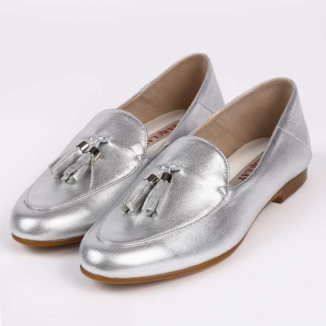 Barclay バークレー タッセルモカシンシューズ シルバー