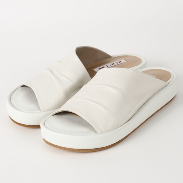 【OUTLET】BARCLAY 厚底フラットサンダル　アイボリー