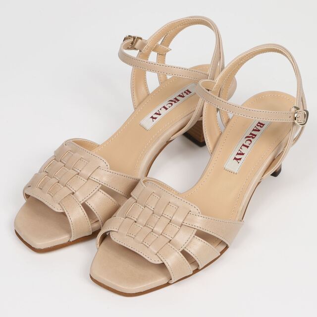 BARCLAY（バークレー）メッシュ編みストラップサンダル　ベージュ