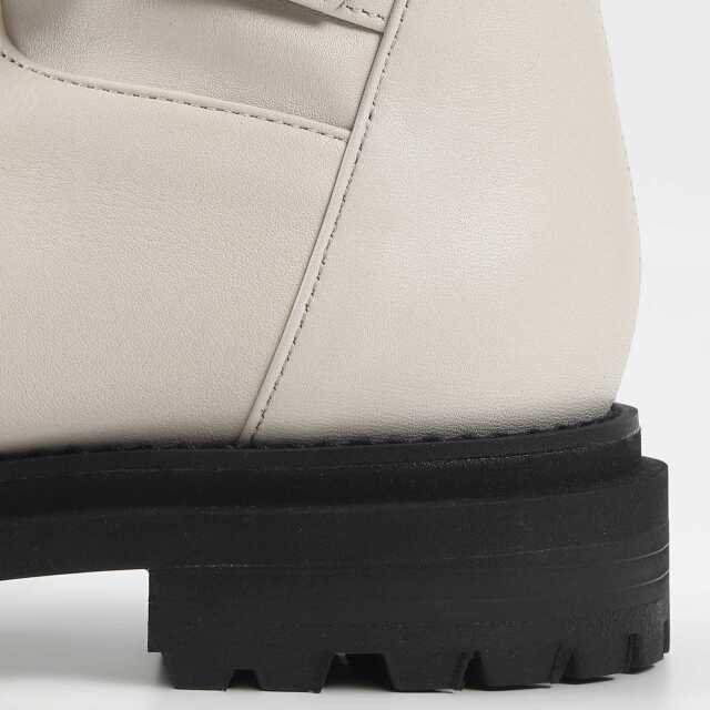 OUTLET】BARCLAY（バークレー）ストレッチショートブーツ アイボリー