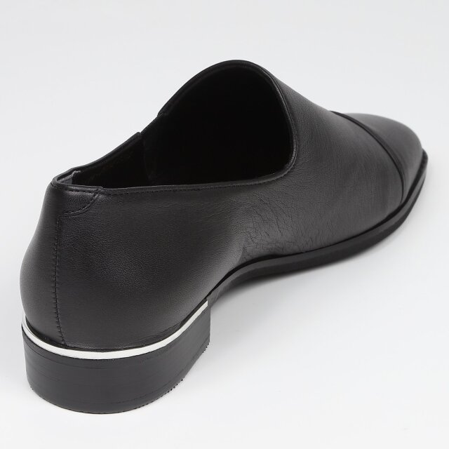 BARCLAY（バークレー）ソフトスクエアトゥ シルバーピースヒール