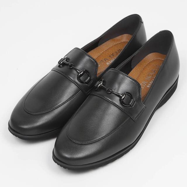 VITA NOVA（ヴィタノヴァ）ラウンドトゥローファー　ダークグリーン