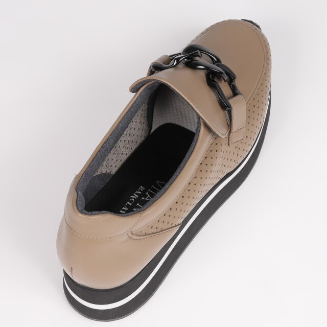 VITA NOVA（ヴィタノヴァ）チェーンビットデザインスリッポン オーク