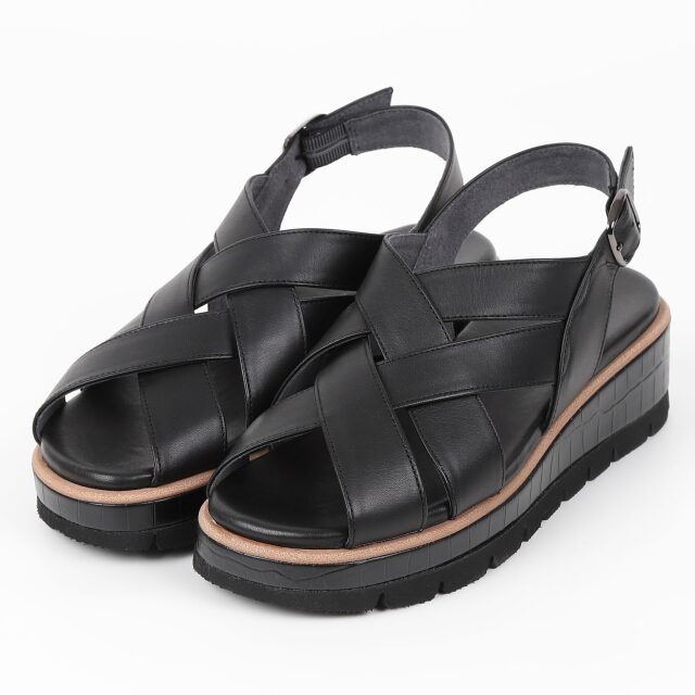 【OUTLET】VITA NOVA（ヴィタノヴァ）ボリューム編み込みサンダル ブラックコンビ