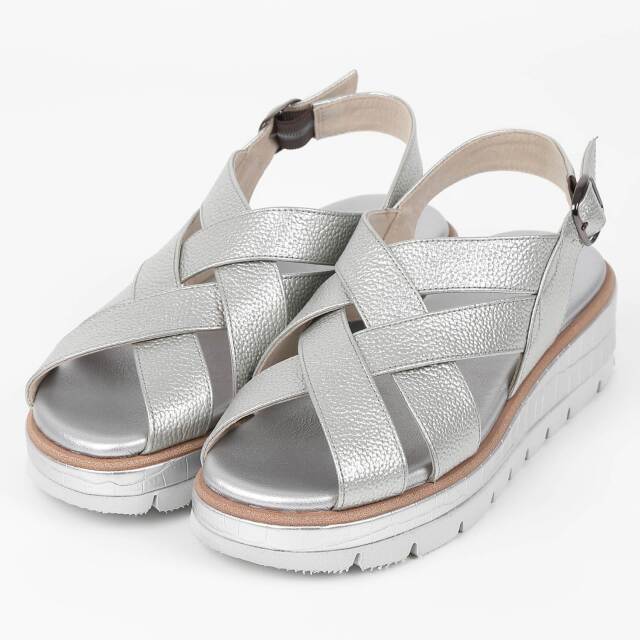 【OUTLET】VITA NOVA（ヴィタノヴァ）ボリューム編み込みサンダル プラチナコンビ