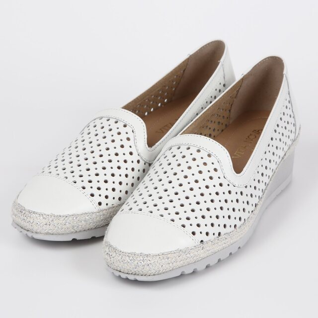 【OUTLET】VITA NOVA（ヴィタノヴァ）パンチングスリッポン ホワイト