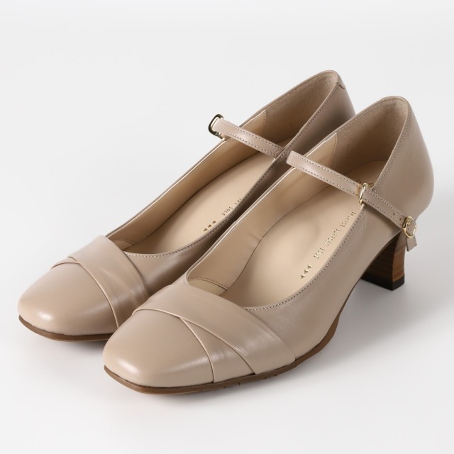 With Width（ウィズウィズ）ストラップパンプス　ダークベージュ