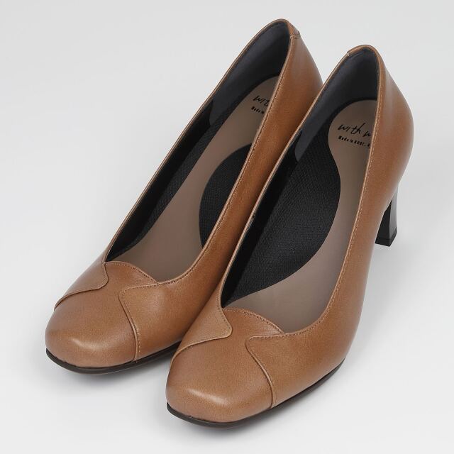 With Width（ウィズウィズ）２Ｅデザインパンプス オークコンビ