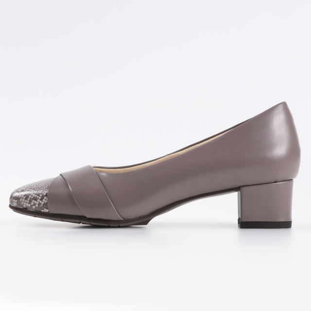 With Width（ウィズウィズ）デザインパンプス グレージュコンビ