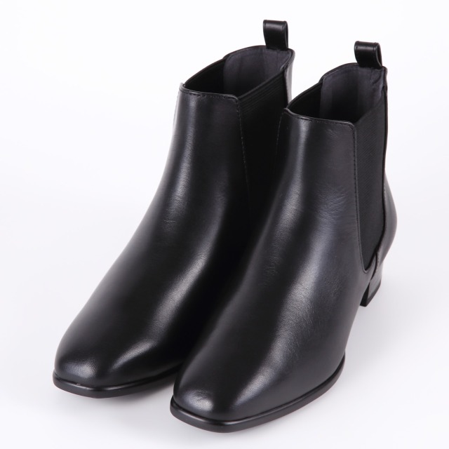 【OUTLET】With Width（ウィズウィズ）スクエアトゥ3Eショートブーツ　ブラック