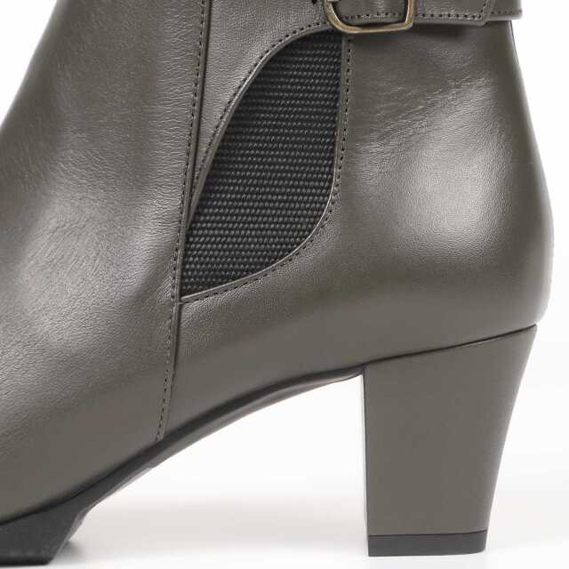 With Width（ウィズウィズ）ベルトデザインショートブーツ