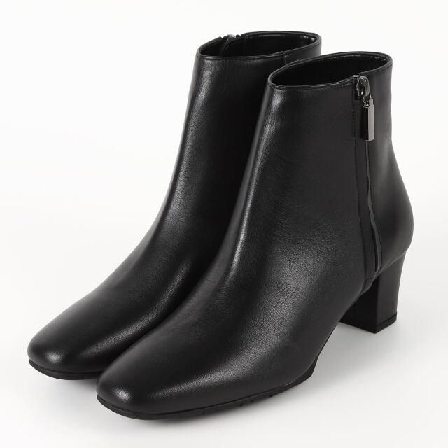 【OUTLET】With Width（ウィズウィズ）外ファスナーショートブーツ ブラック