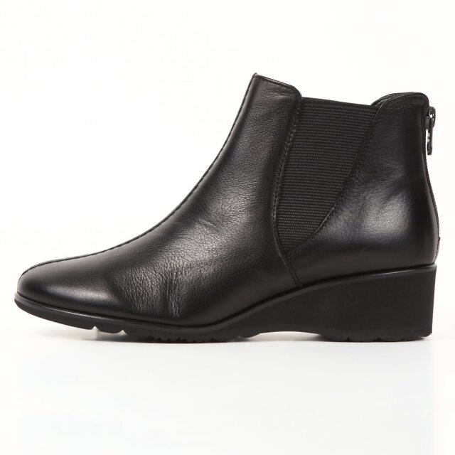 VITA NOVA（ヴィタノヴァ）サイドゴアヒールブーツ ブラック｜BARCLAY