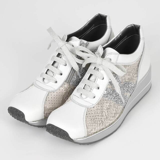VITA NOVA（ヴィタノヴァ）グリッター定番スニーカー　ホワイトヘビコンビ
