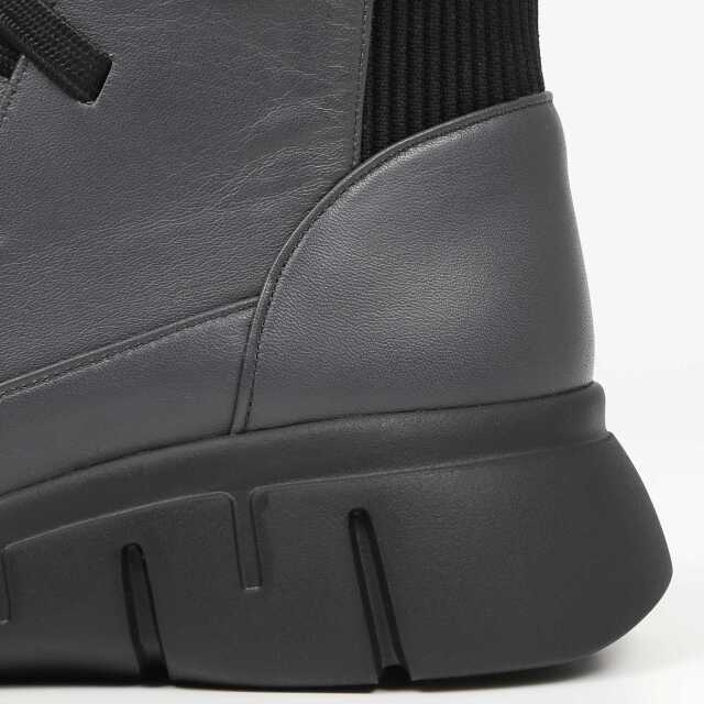 VITA NOVA（ヴィタノヴァ）ゴム紐デザインショートブーツ ブルーグレー