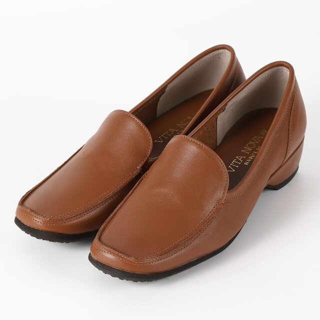 VITA NOVAモカシンローファー ライトブラウン｜BARCLAY（バークレー