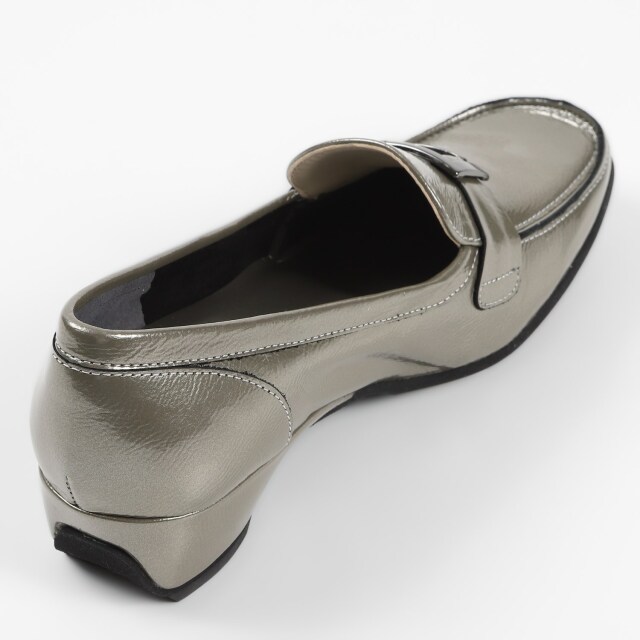 VITA NOVA（ヴィタノヴァ）メタリックモカシンローファー ダークシルバーエナメル｜BARCLAY（バークレー）公式オンラインストア