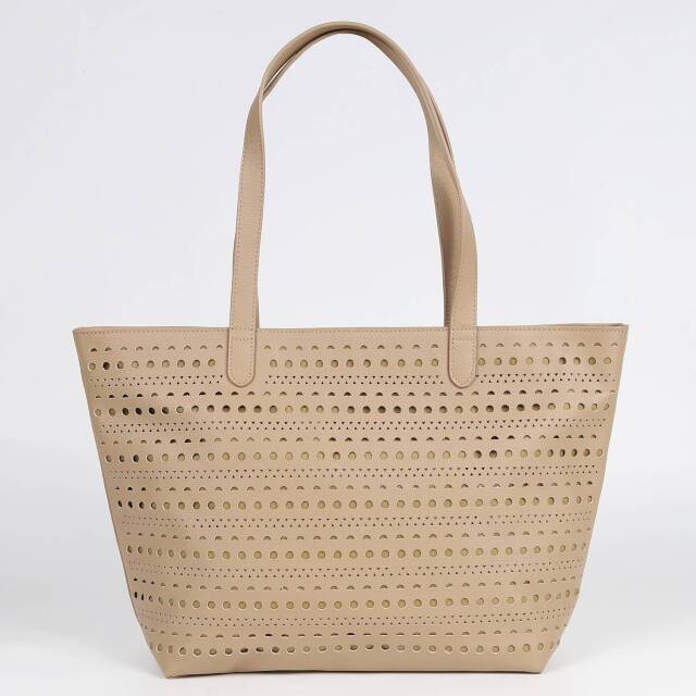 BARCLAY CLUB（バークレークラブ）レザーカットトートバッグ　オーク