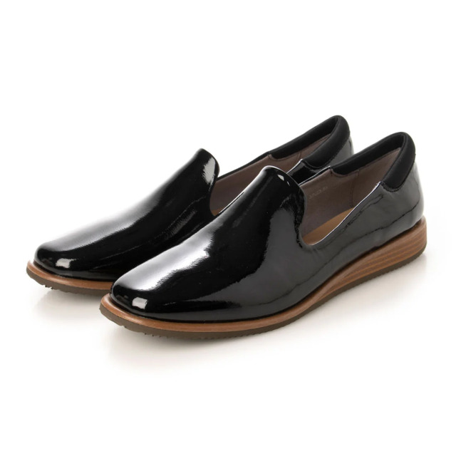 【OUTLET】KISCO（キスコ）オペラカットスリッポン　ブラックエナメル