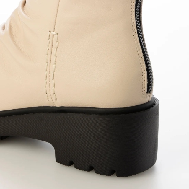 KISCO（キスコ）トラックソールギャザーミドルブーツ アイボリー