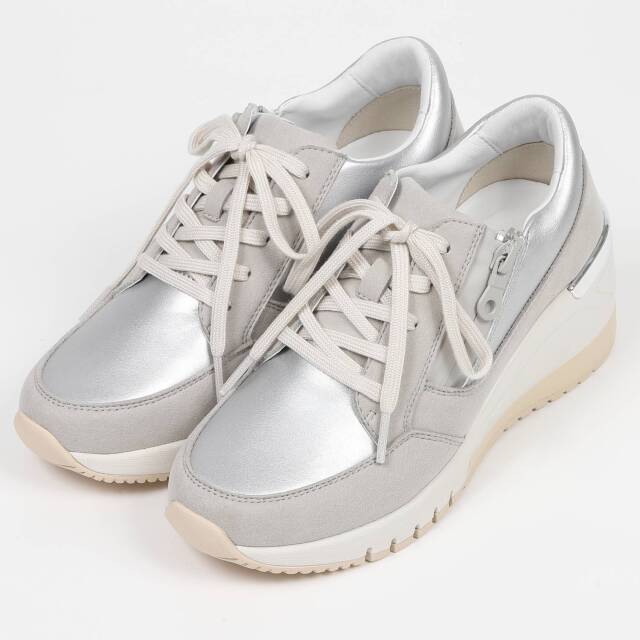 KISCO（キスコ）レースアップヒールスニーカー シルバー｜BARCLAY