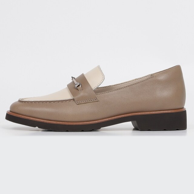 KISCO（キスコ）チェーンデザインローファー グレージュコンビ