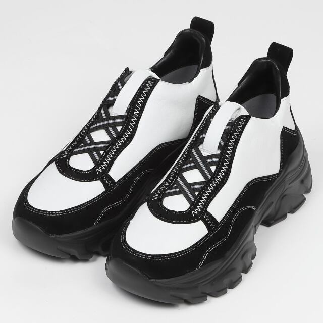 KISCO（キスコ）クロスゴムハイカットスニーカー　ブラックホワイト