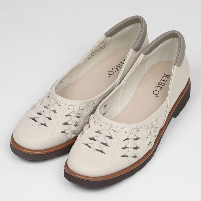 KISCO（キスコ）メッシュシューズ　アイボリー