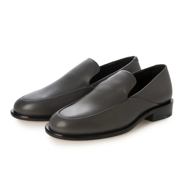 【OUTLET】JVAM（ジェイヴィエーエム） ラウンドトゥローファー 　グレー